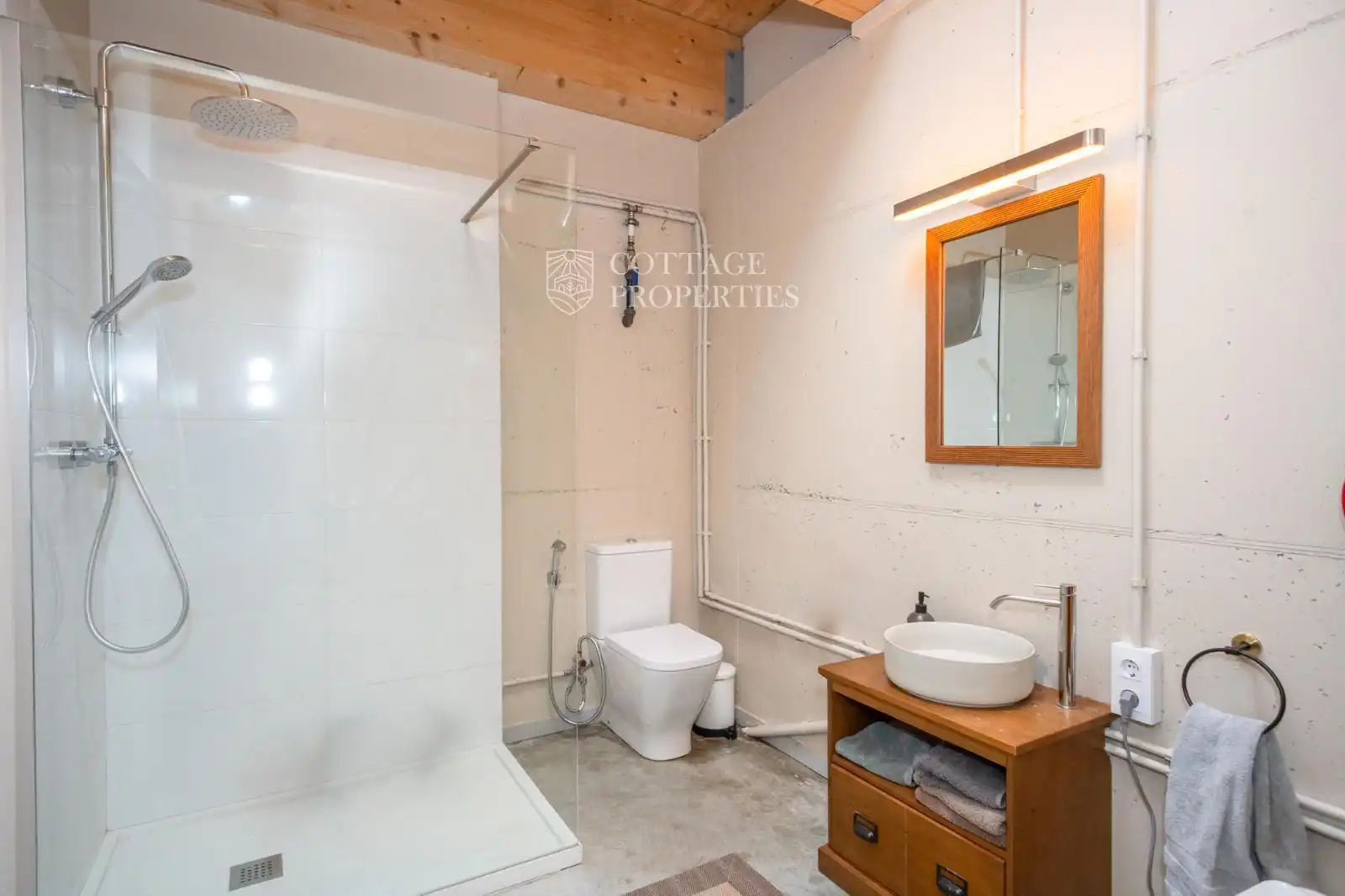 Bathroom of Country homes for sale in Tavertet  with Heating and Terrace