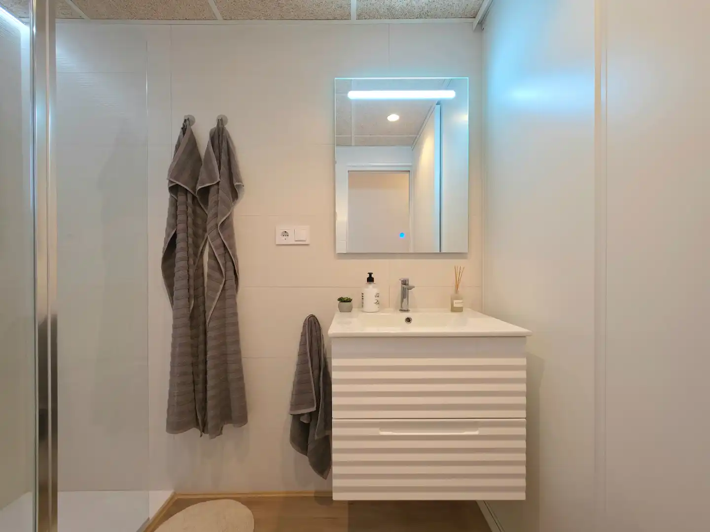 Baño de Piso en venta en Alicante / Alacant con Aire acondicionado, Calefacción y Horno
