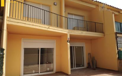 Exterior view of Single-family semi-detached for sale in L'Escala  with Terrace and Balcony