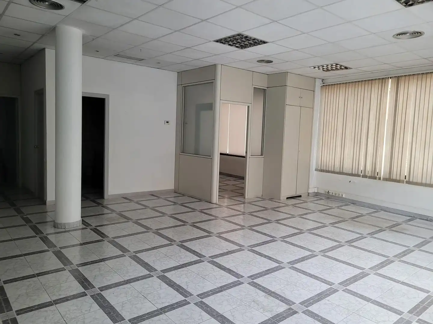 Locale commerciale in affitto a Centro, imagen 17