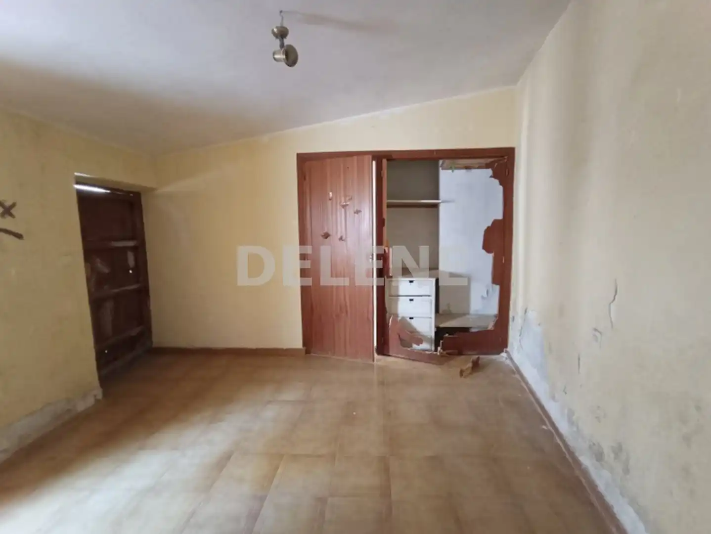 Wohnung zum Verkauf in Hellín mit Möbliert und Balkon