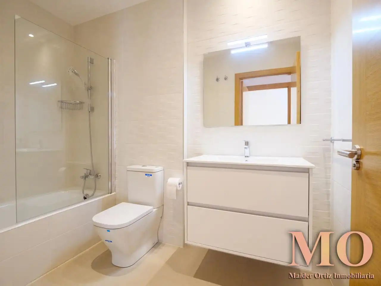 Bathroom of Flat for sale in Bergara  with Heating
