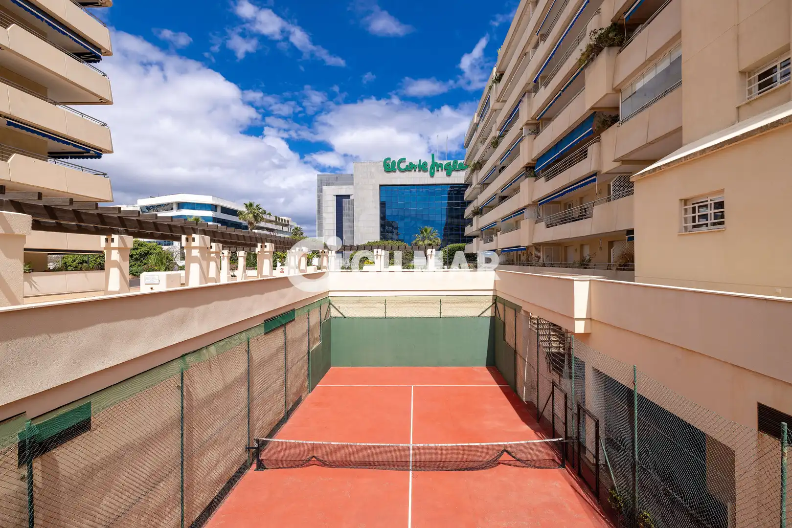 Terrace of Apartments for sale in Marbella  with Heating, Swimming Pool and Balcony