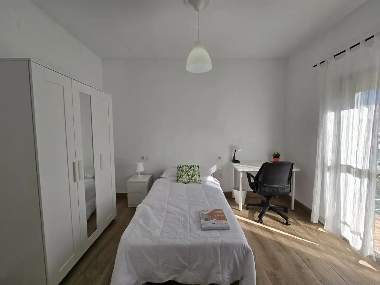 Room in Bami, Bami - La Estrella