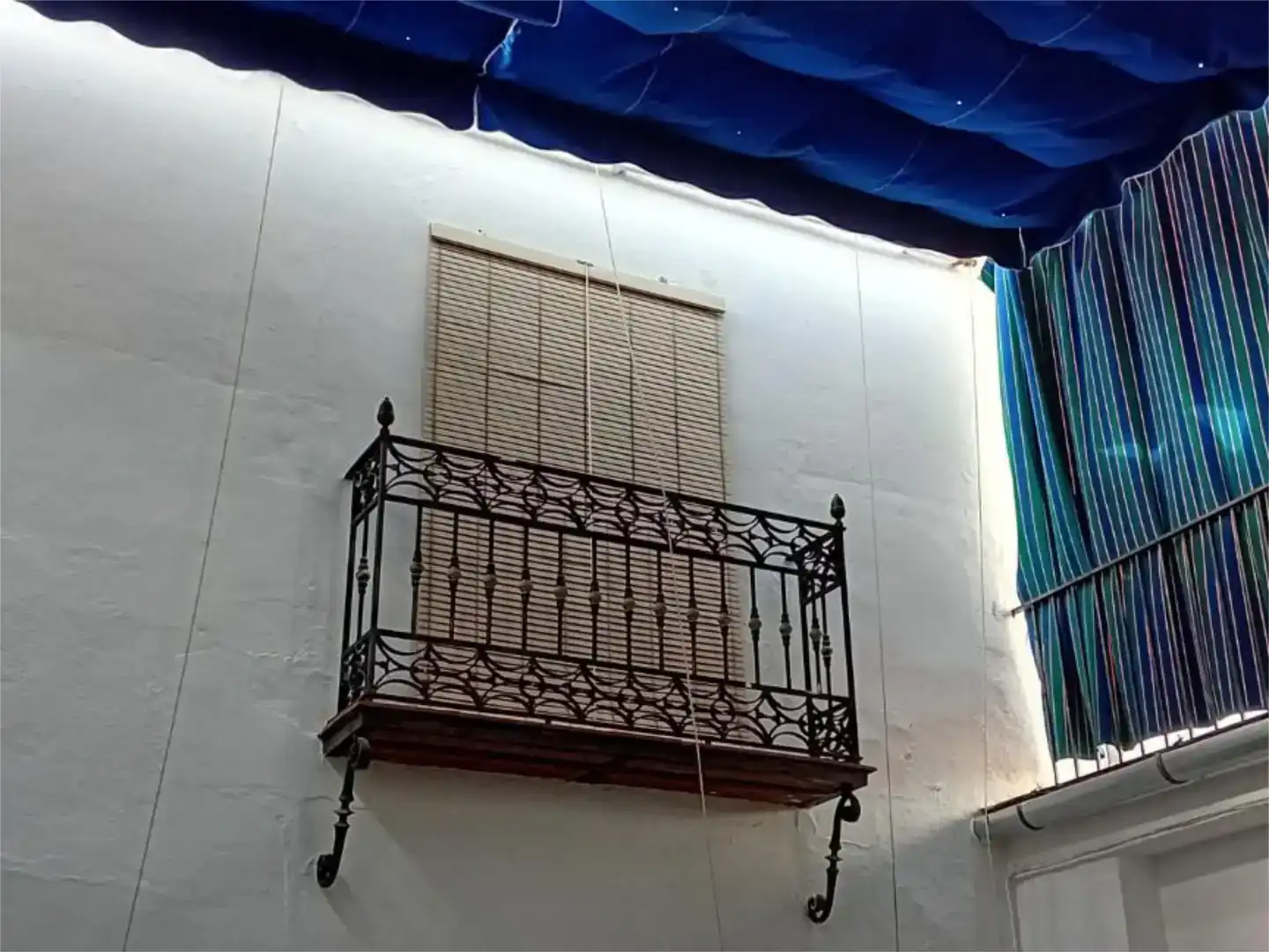 Terrassa de Casa adosada en venda en Bujalance amb Aire condicionat, Piscina i Balcó