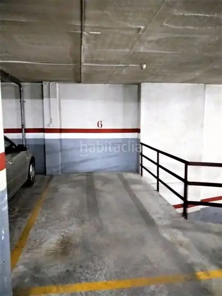 Garage zur Miete in Sant Boi de Llobregat, Barcelona