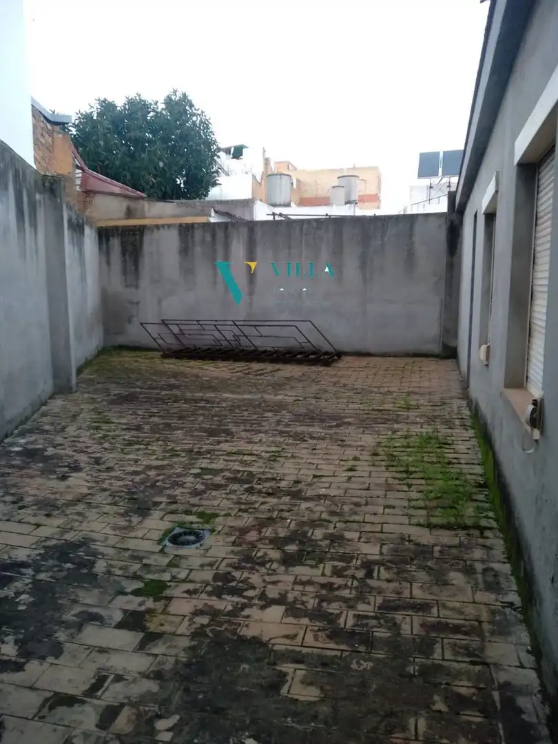 Aparcament de Casa o xalet en venda en Alcalá de Guadaira