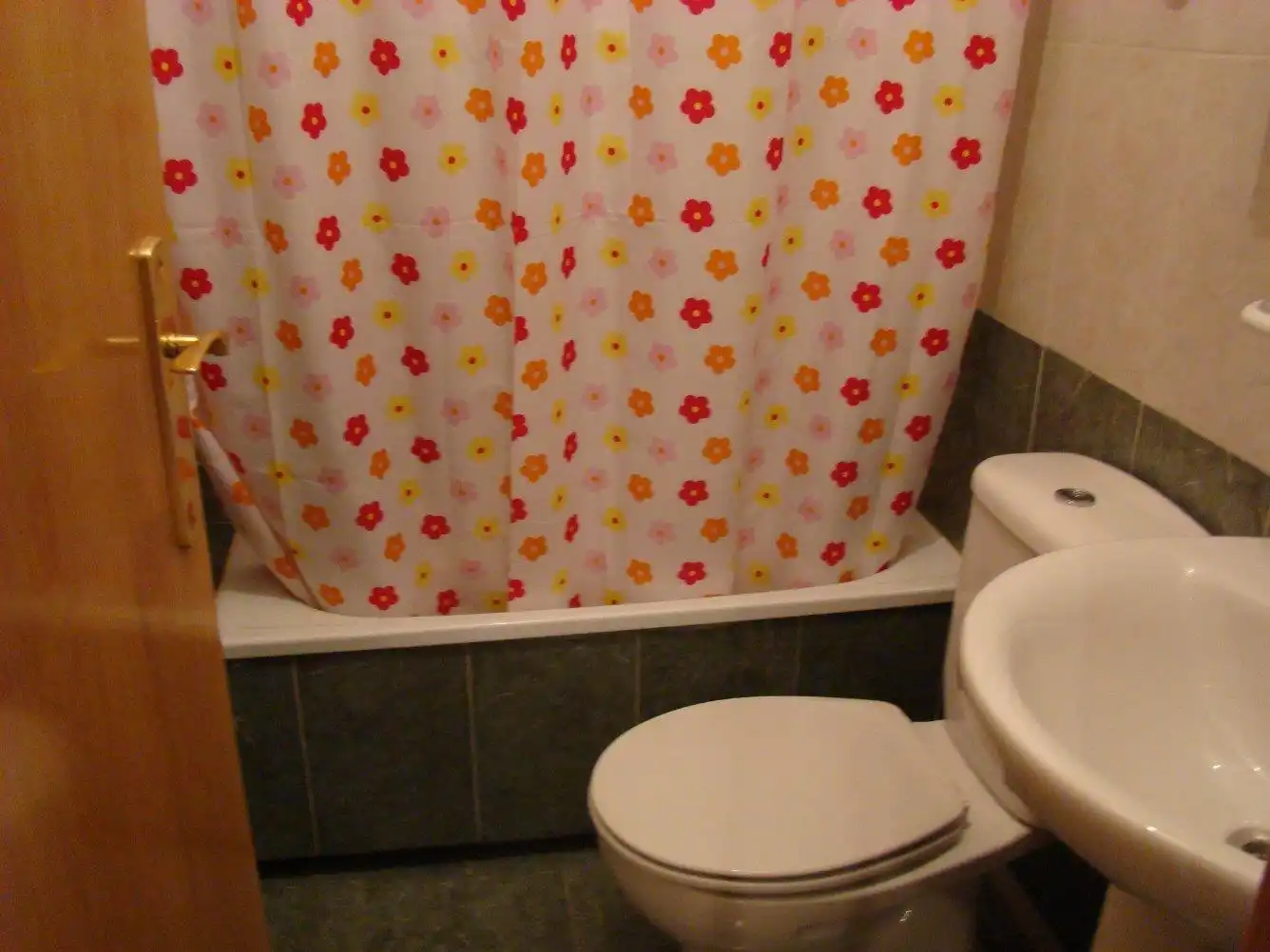 Bathroom of Flat for rent in Arroyomolinos (Madrid)  with Heating, Parquet flooring and Terrace