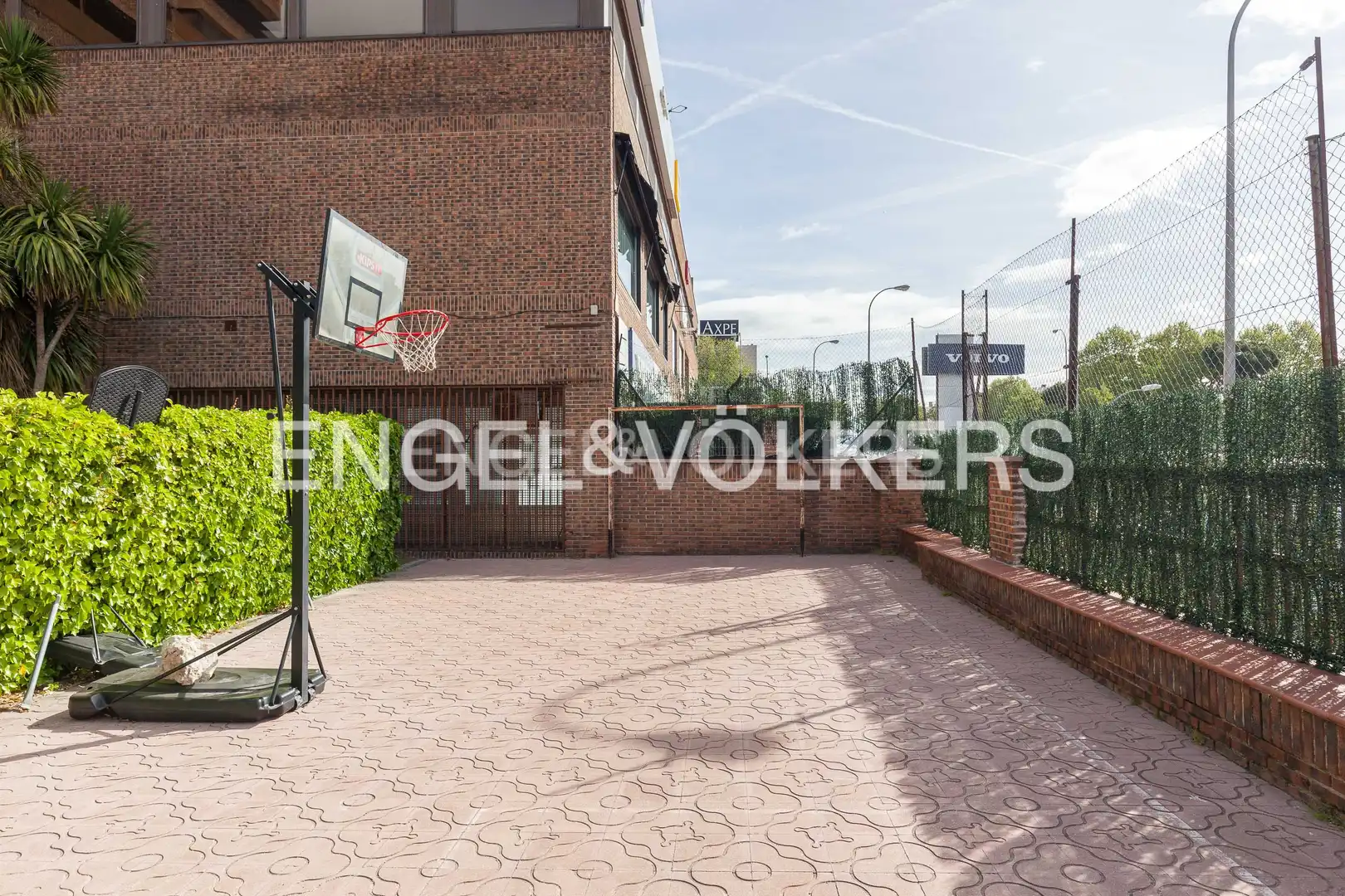Terrassa de Pis de lloguer en Madrid amb Aire condicionat, Calefacció i Piscina