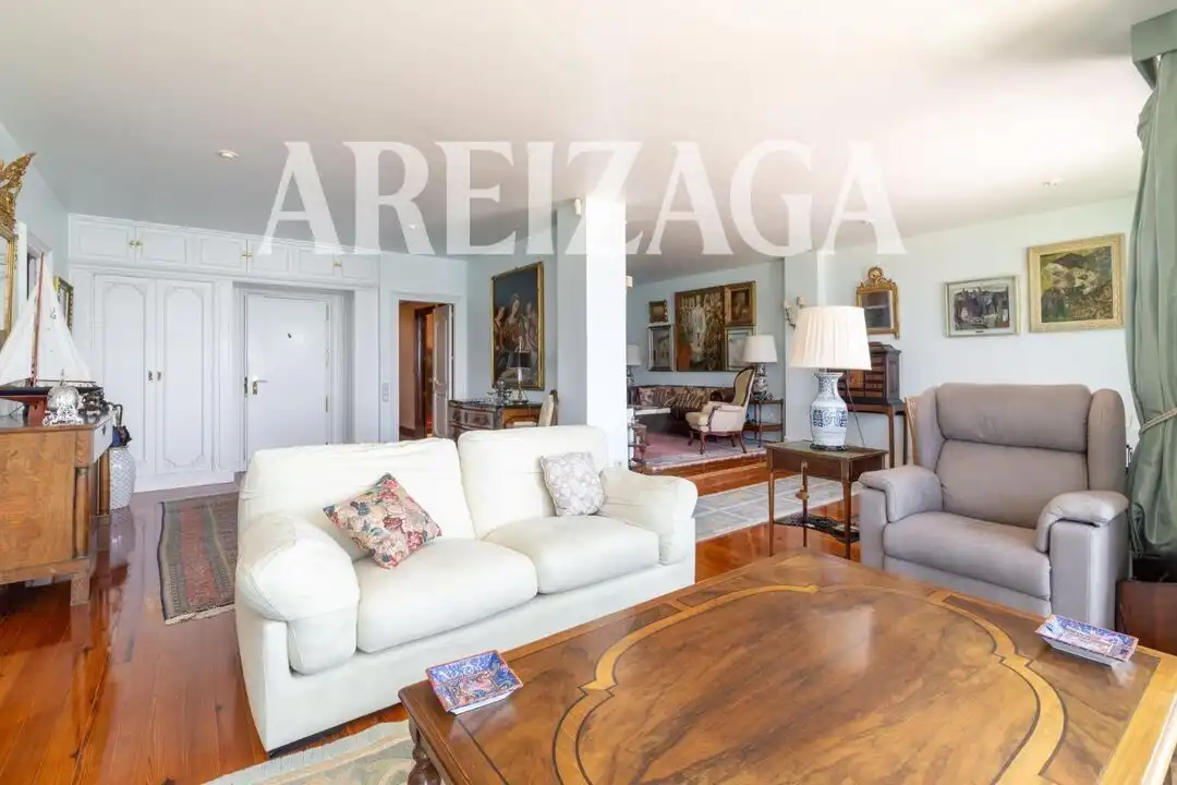 Piso con terraza en venta en Calle Zubieta, imagen 7