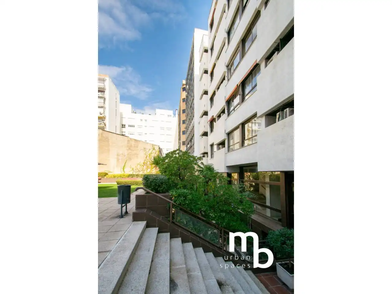 Vista exterior de Piso de alquiler en Madrid con Aire acondicionado, Calefacción y Parquet