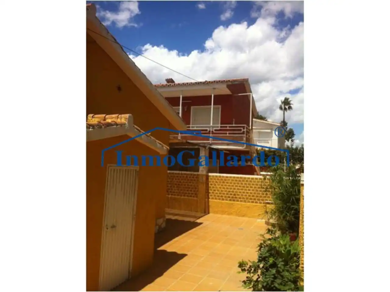 Exterior view of Buildings for sale in Rincón de la Victoria