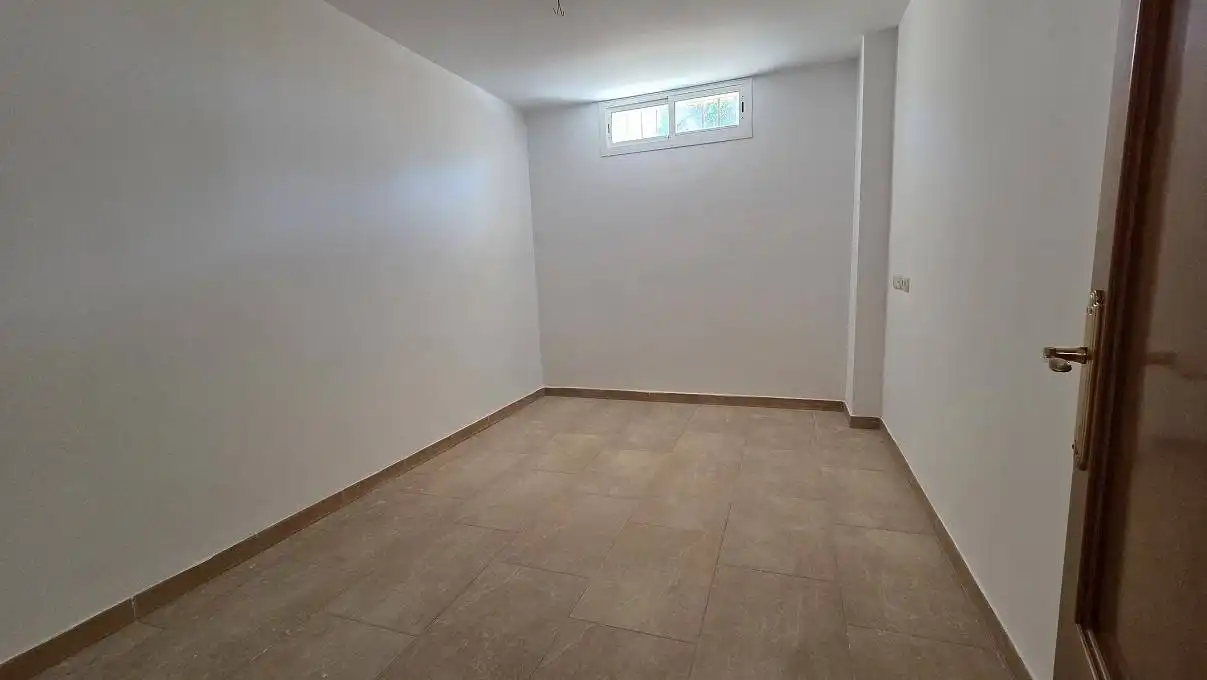 Casa adosada en venda en Dos Hermanas