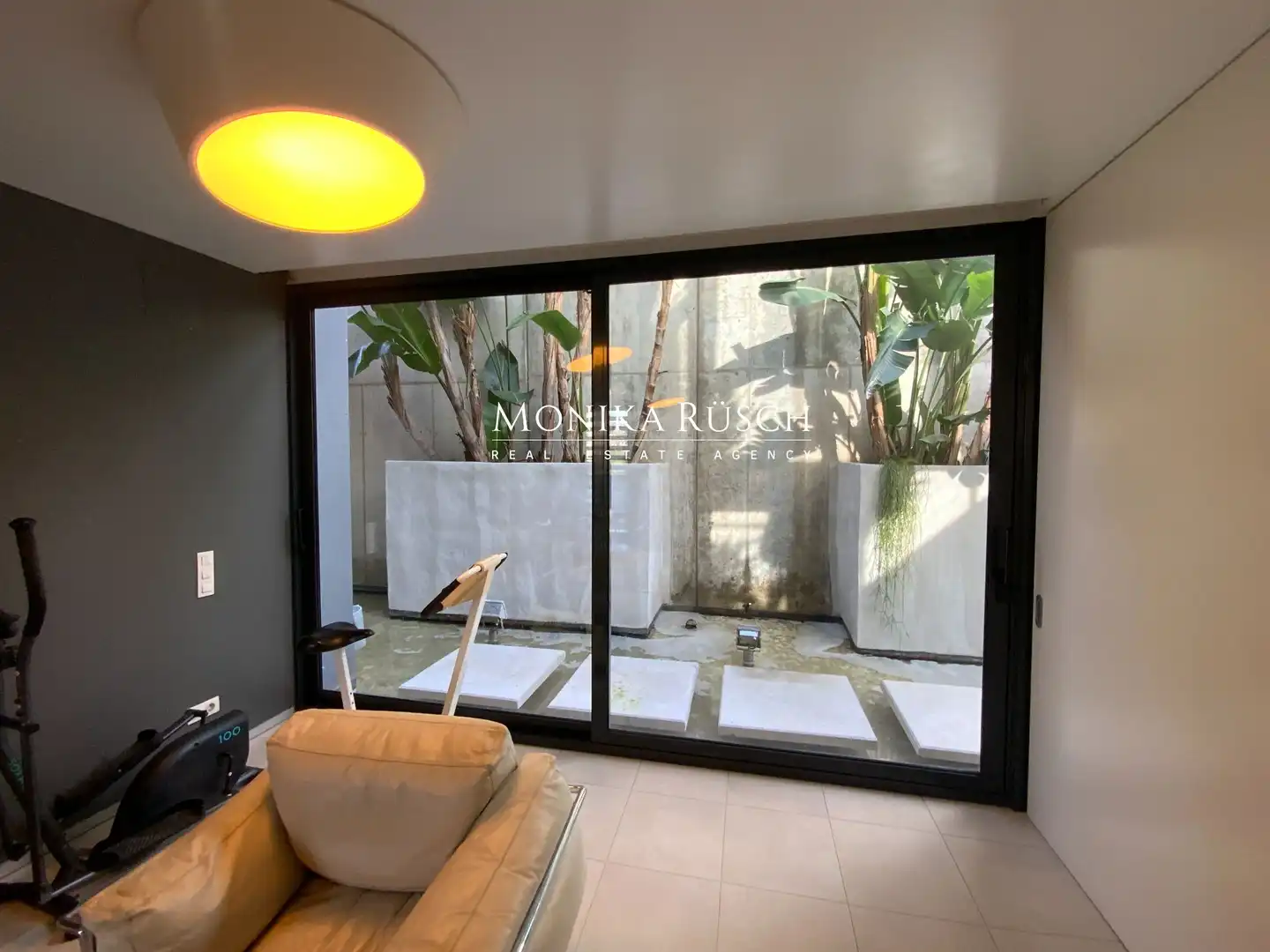 Terrassa de Casa o xalet en venda en Sant Cugat del Vallès amb Aire condicionat, Calefacció i Jardí privat