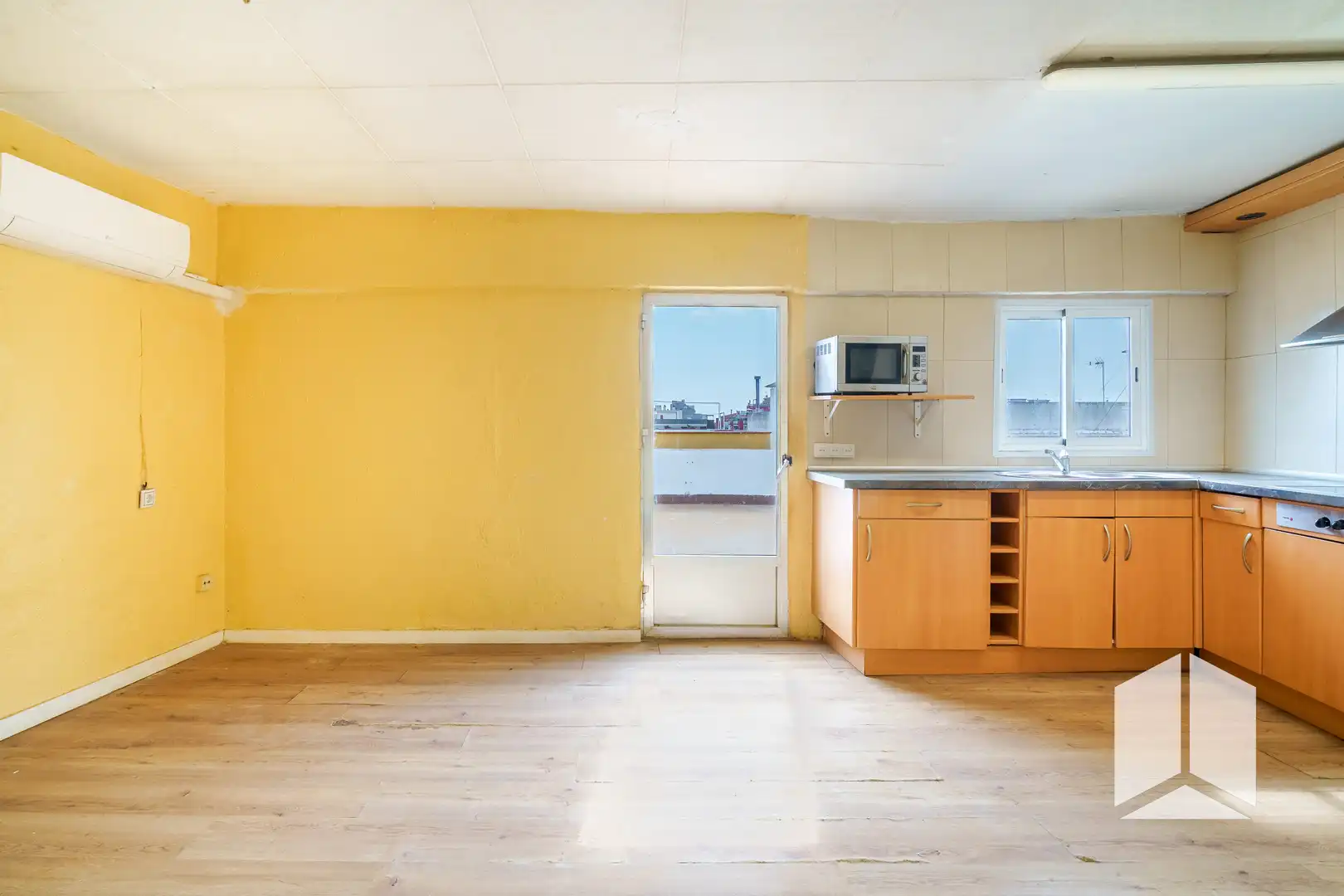 Cocina de Casa adosada en venta en Castelldefels con Terraza