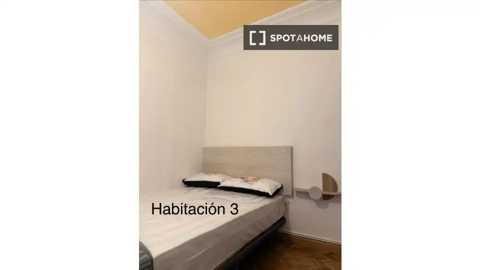 Habitació a Zaragoza, Zaragoza