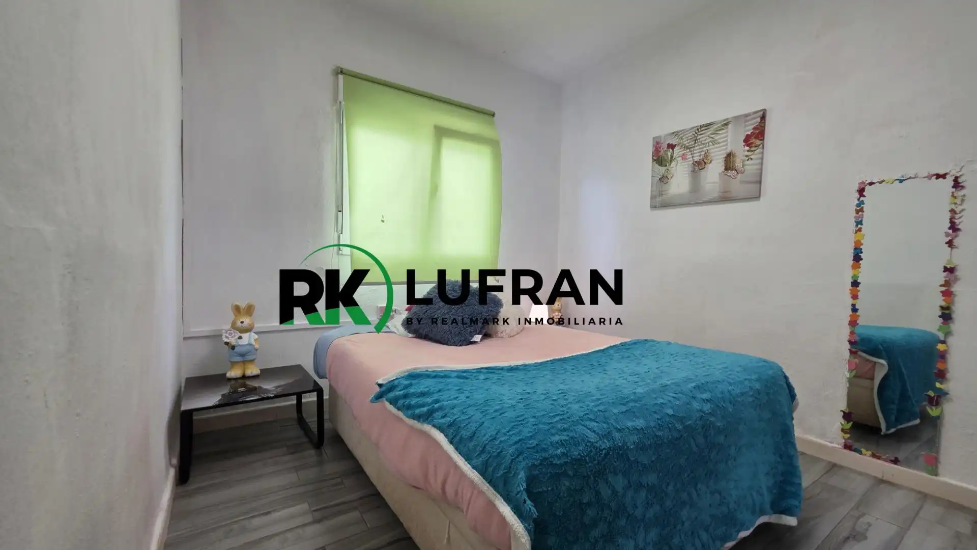 Habitación de Casa o chalet en venta en Alicante / Alacant con Jardín privado y Piscina