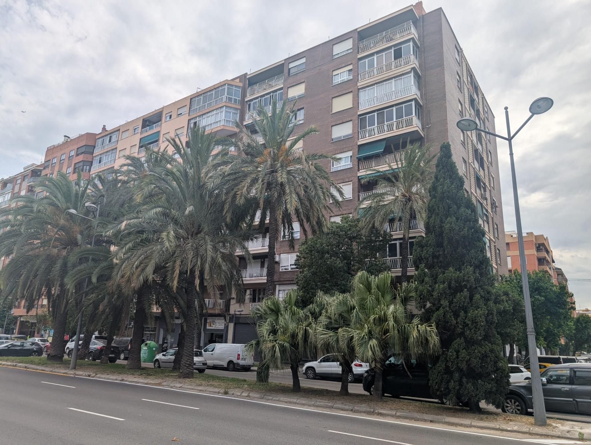 Flat for sale in  AUSIAS MARCH, Malilla