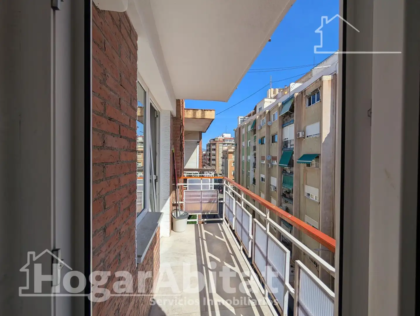 Terrassa de Pis en venda en Alicante / Alacant amb Aire condicionat, Calefacció i Moblat