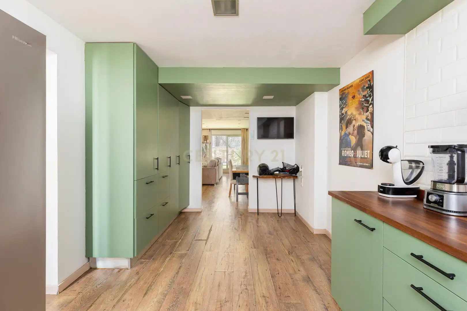 Kitchen of Houses for sale in Sant Martí