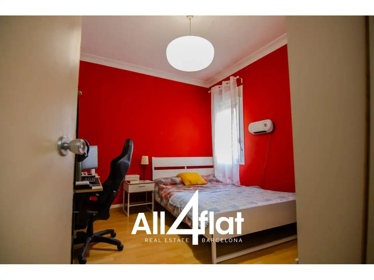 Schlafzimmer von Wohnung zur Miete in Barcelona mit Klimaanlage, Heizung und Parkett