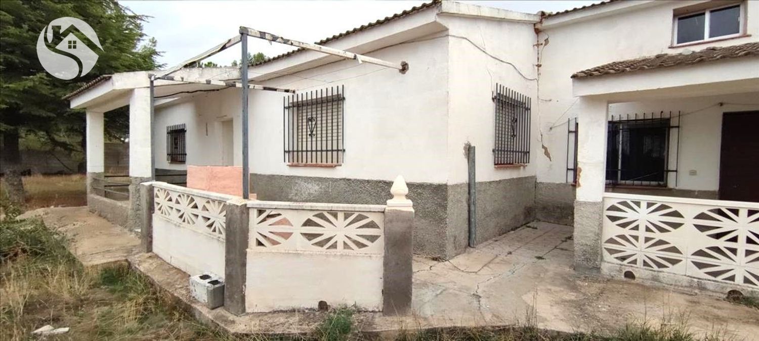 Exterior view of House or chalet for sale in Villar de Cañas  with Terrace