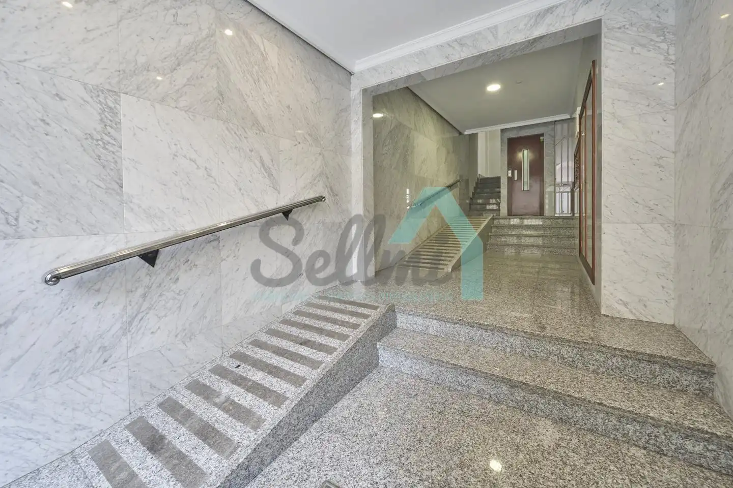 Flat for rent in Oviedo   with Heating, Parquet flooring and Furnished