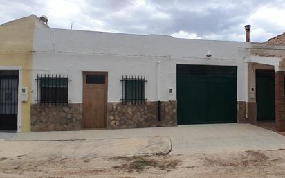 Exterior view of House or chalet for sale in Yecla  with Storage room and Swimming Pool