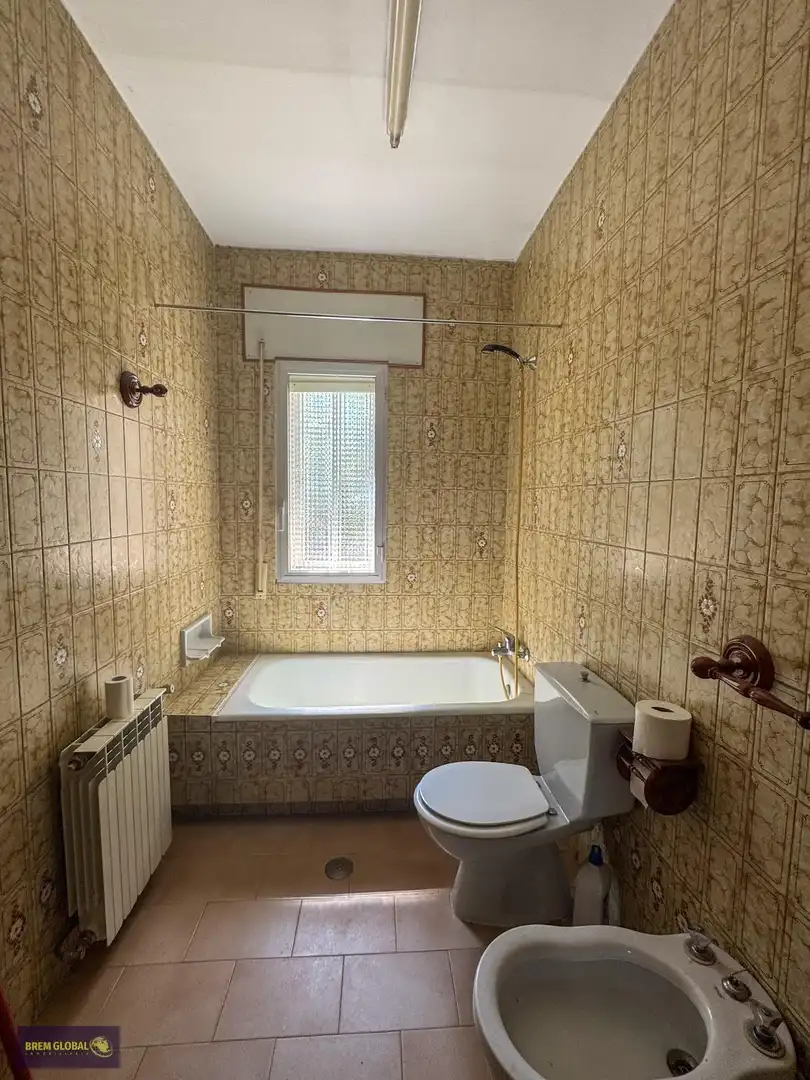 Baño de Casa o chalet en venta en Buitrago del Lozoya con Calefacción, Jardín privado y Trastero