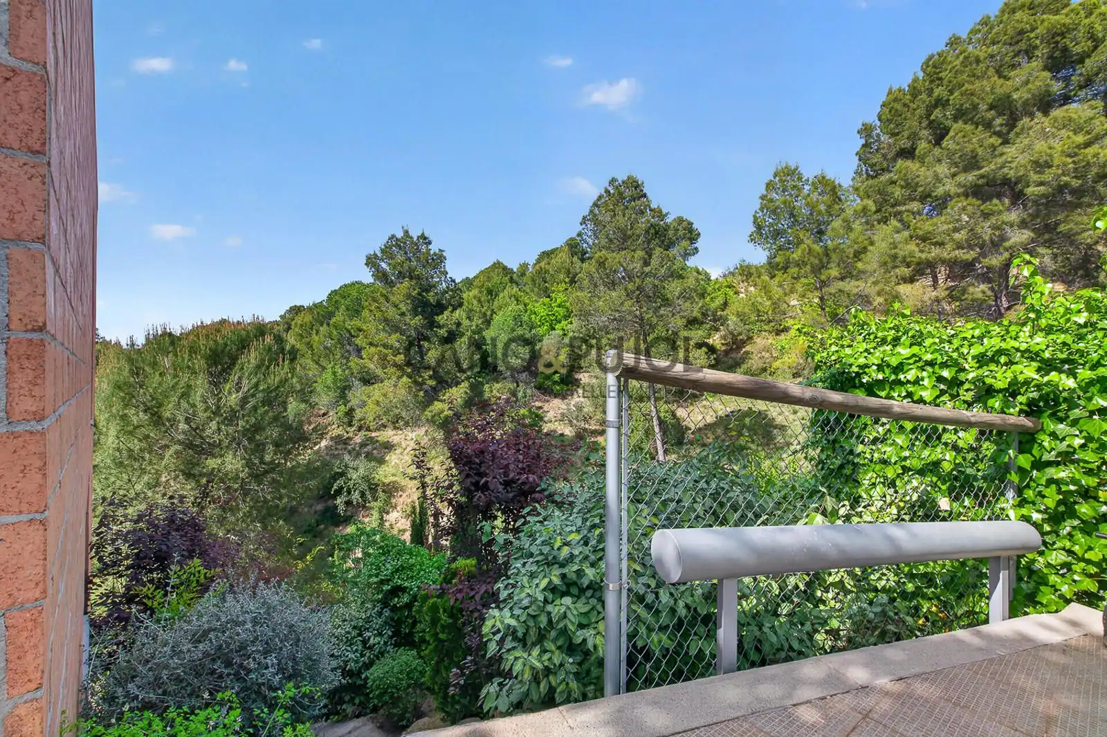 Garden of Houses for sale in Terrassa  with Air Conditioner, Heating and Terrace