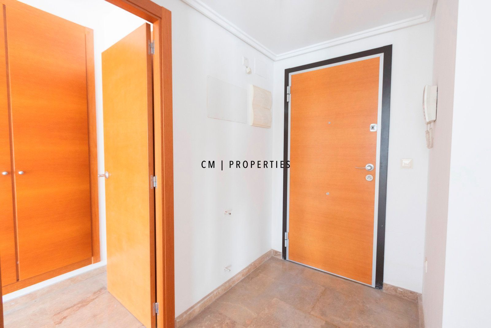 Flat to rent in  Valencia Capital  with Terrace, Oven and Balcony