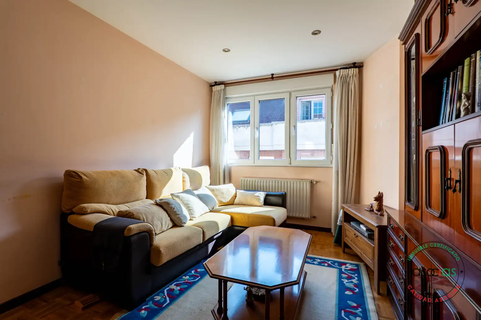 Sala de estar de Piso en venta en Gijón  con Calefacción, Parquet y Trastero