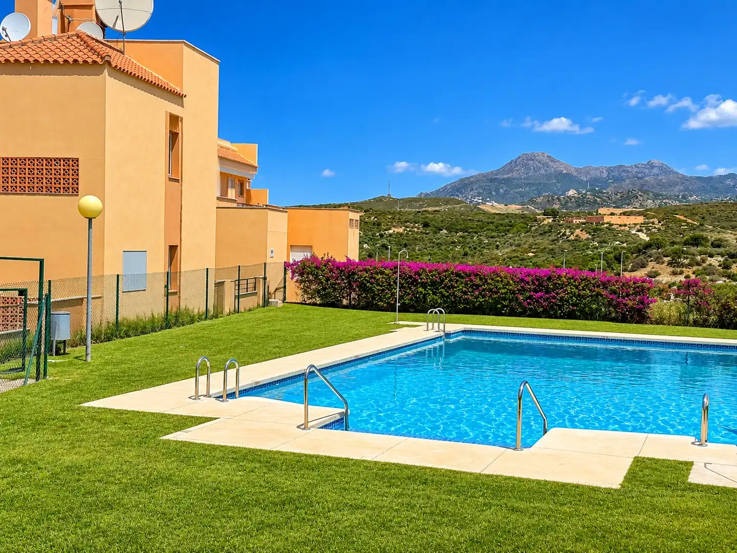 Àtic amb piscina en venda a Doña Julia Golf, imagen 25