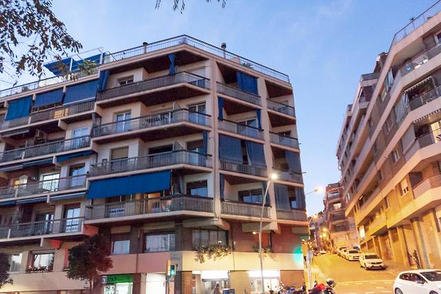 Piso en Venta en Carrer de les Camèlies, 99 en El Baix Guinardó