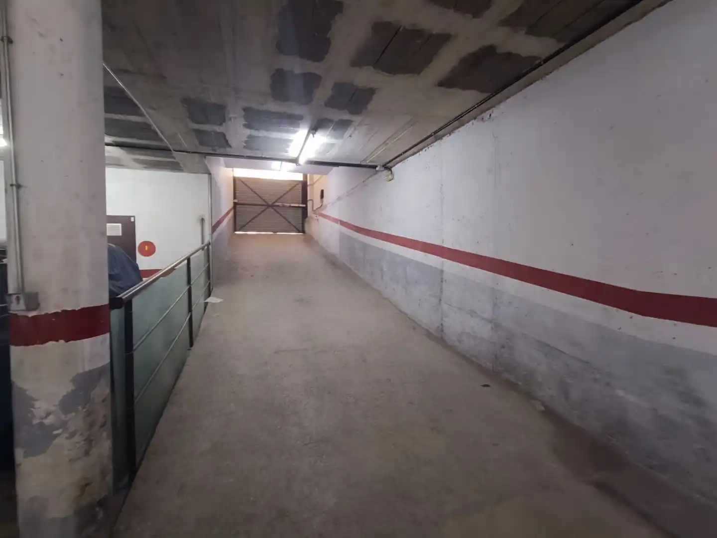 Garage for rent in Carrer de Domènec Martí i Julià, 7, Centre