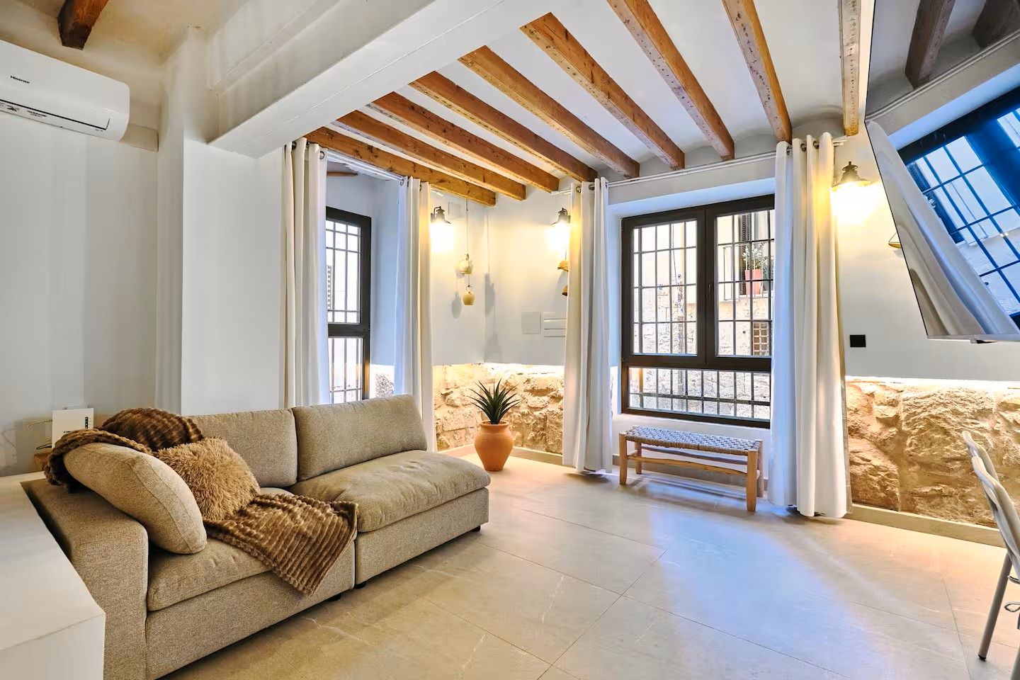 Living room of Flat to rent in Alicante / Alacant  with Air Conditioner, Heating and Furnished