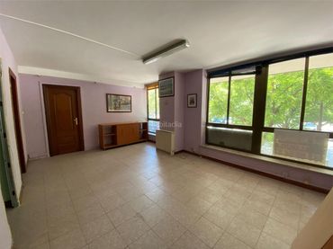 Oficina de lloguer a Calle de la Cigüeña 11