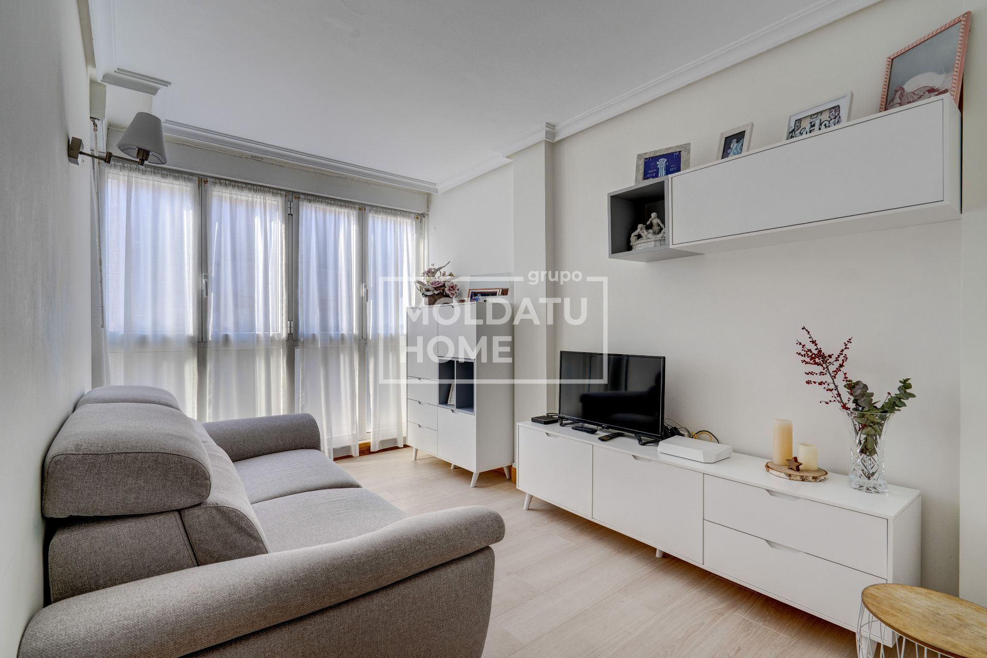 Sala de estar de Piso en venta en Irun  con Calefacción