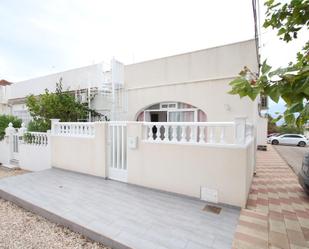 Vista exterior de Casa o xalet en venda en Torrevieja amb Aire condicionat, Calefacció i Jardí privat