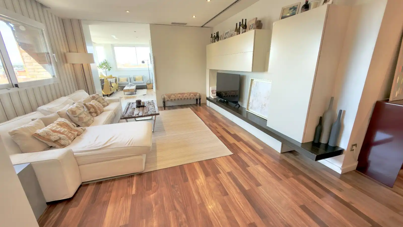 Sala de estar de Piso en venta en Pozuelo de Alarcón con Aire acondicionado, Calefacción y Trastero