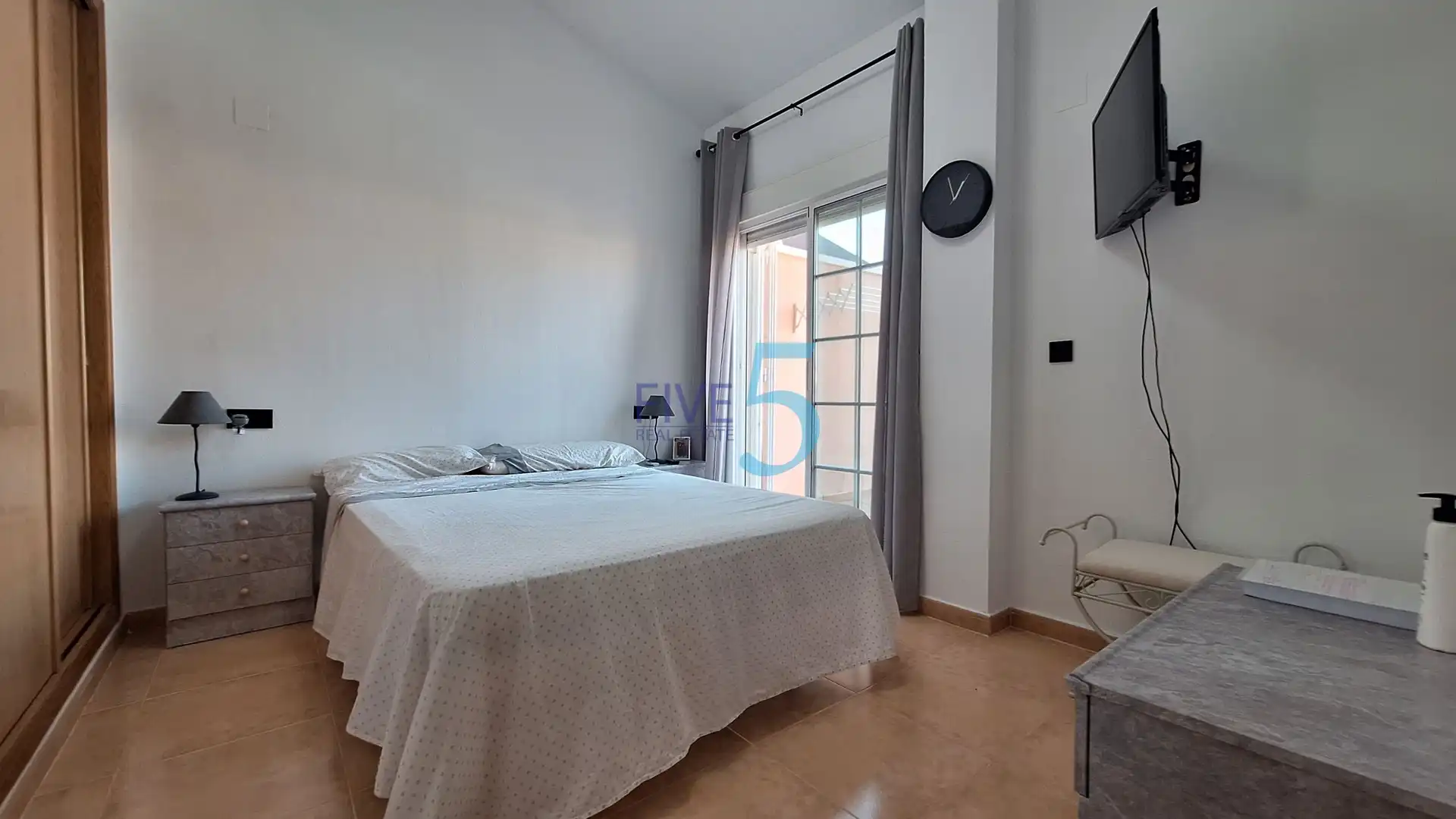Schlafzimmer von Maisonette zum Verkauf in Santa Pola mit Terrasse, Abstellraum und Schwimmbad