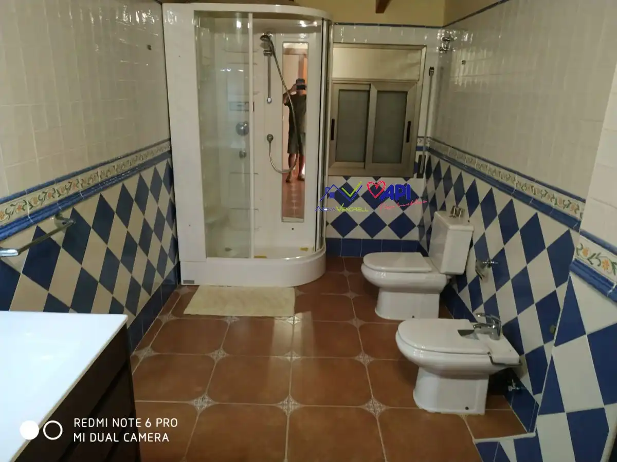 Baño de Casa o chalet en venta en El Vendrell con Aire acondicionado, Calefacción y Jardín privado