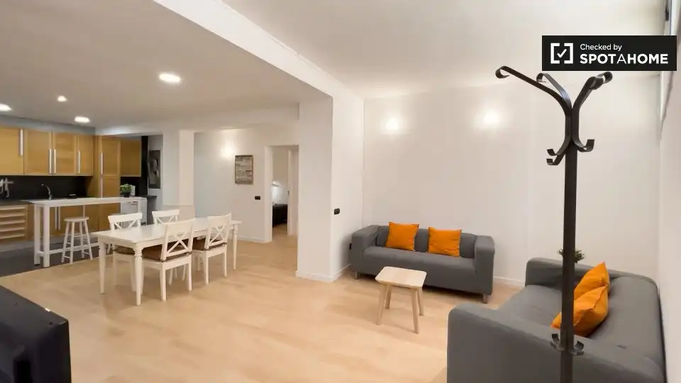 Living room of Flat for share in Barcelona  with Air Conditioner, Heating and Furnished