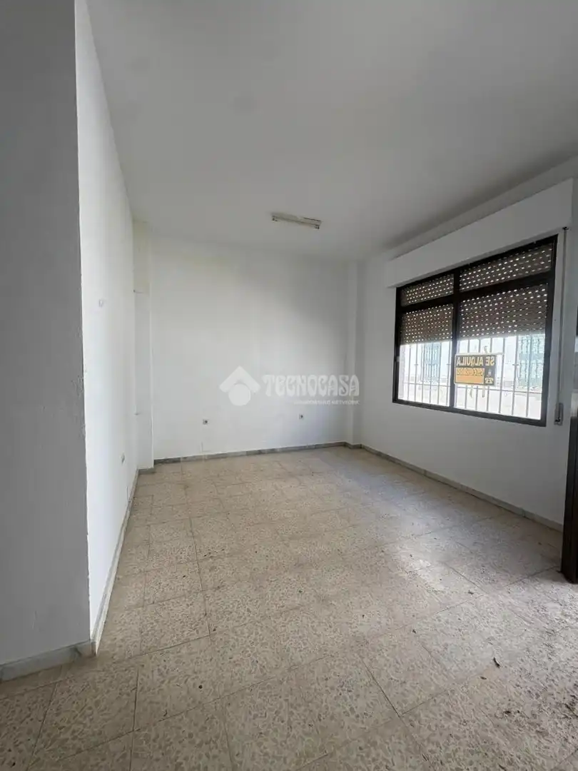 Local comercial en alquiler en Trigueros, imagen 3
