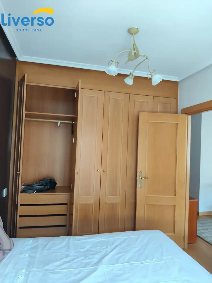 Habitación de Piso en venta en Burgos con Amueblado
