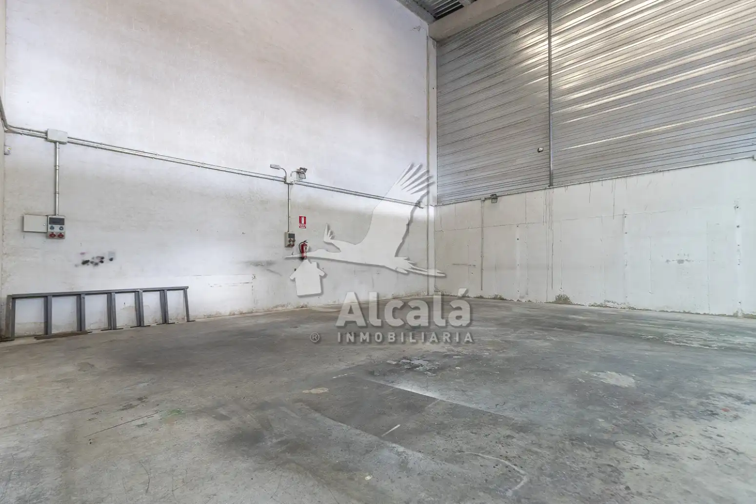 Industrial buildings for sale in Daganzo de Arriba, Madrid