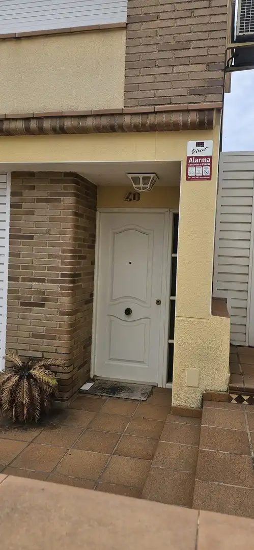 Maison mitoyenne avec jardin à vendre à Calafell Poble, imagen 3