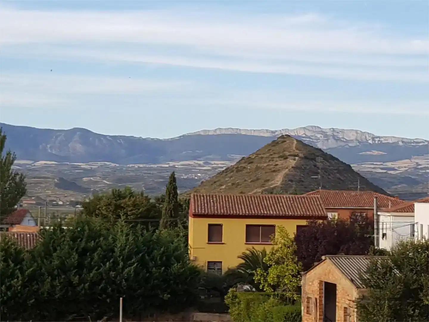 Vista exterior de Casa adosada en venda en El Cortijo