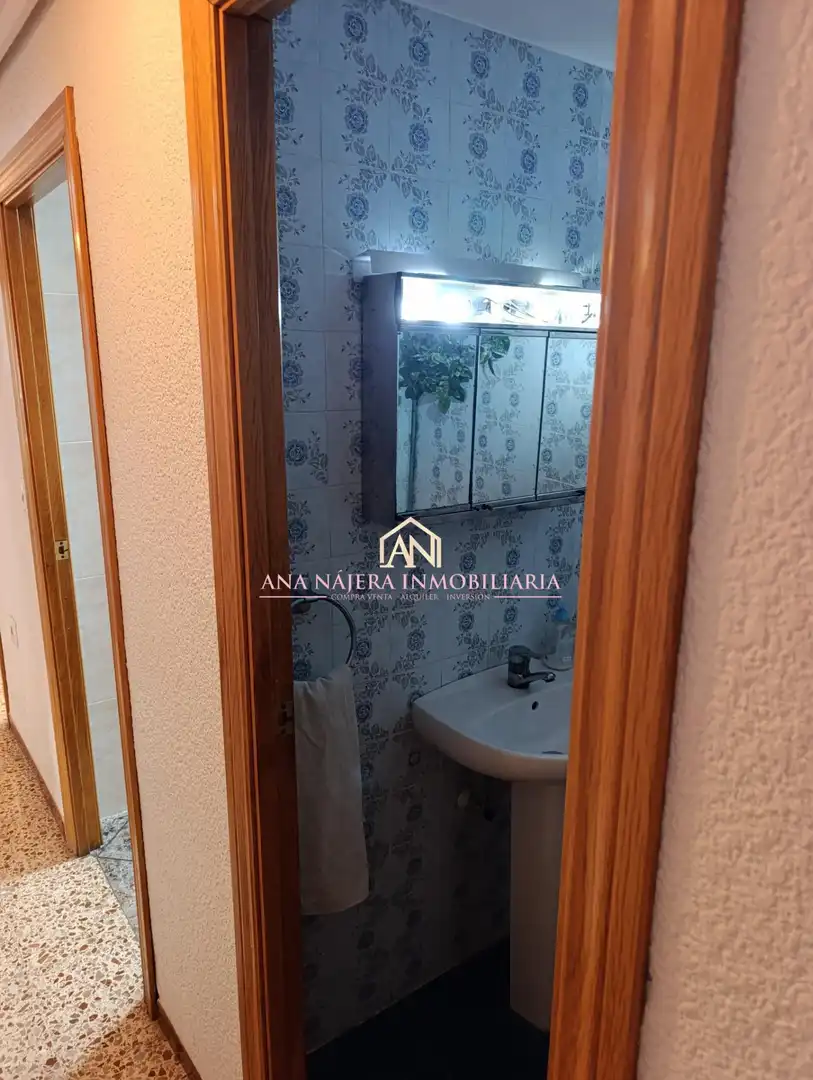 Flat for sale in Manises  with Air Conditioner