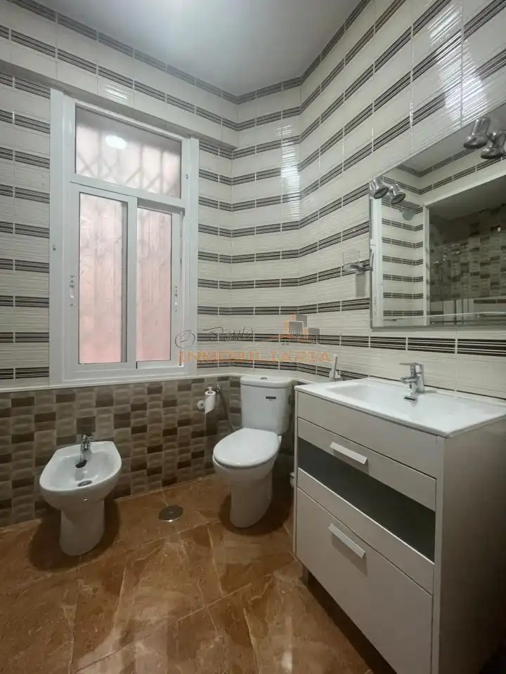 Bathroom of Flat for rent in Ferrol  with Furnished